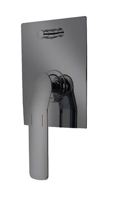Un singolo leva nascosto in-wall bagno o mixere doccia con pistola divertore bagno rubinetto di ottone metallo OEM