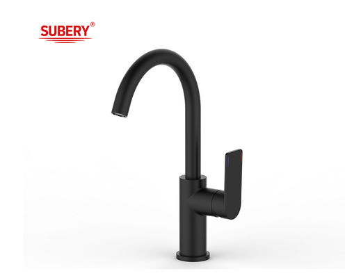 Matt Black Brass Rubinetto da cucina Ghiaccio e caldo OEM a leva singola